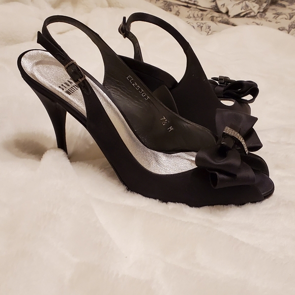 Stuart Weitzman evening sandals with stone accents - Picture 2 of 7